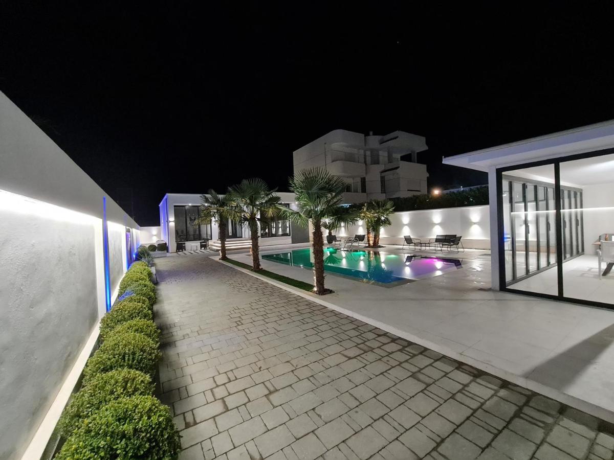 Lt Luxury Villa Rrushkull  ภายนอก รูปภาพ