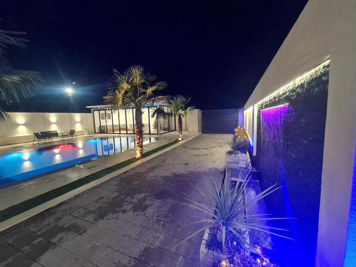 Lt Luxury Villa Rrushkull  ภายนอก รูปภาพ